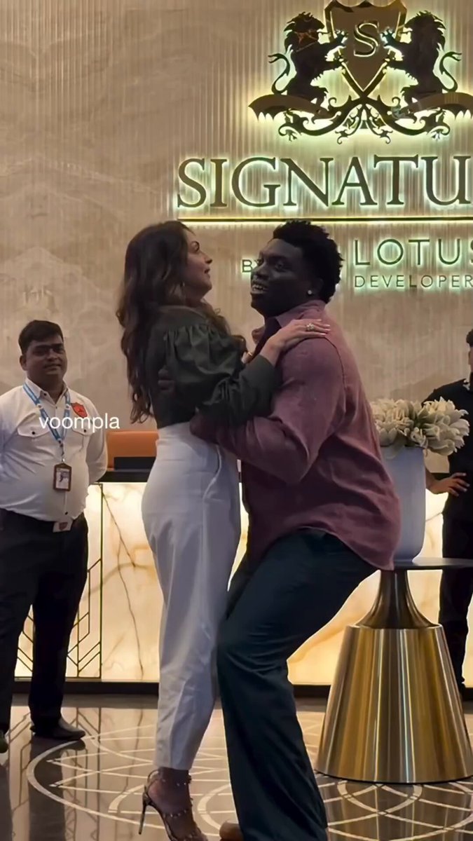 Agu Stanley Chiedozie Keeps Lifting & Hugging Indian Actresses – Soft Smiles, Full Access & the Question Everyone Is Asking