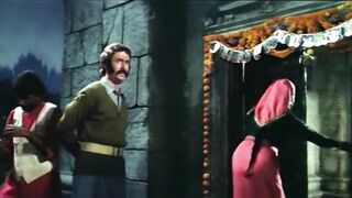 Mandakini Nude & Sexy in Ram Teri Ganga Maili