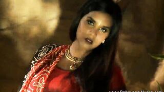 Indian Princess Getting Down Naked