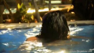 Bathing Beauty Brunette Honey From India