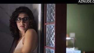 Shweta Basu Prasad, Zarin Shihab, Aahana Kumra India Lockdown Hot Scene Compilation