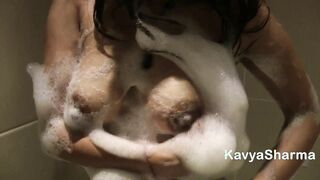 Jawan Haseen Gujarati Bhabhi Ka Nanga Shower - Full Desi Indian Hindi Video