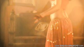 Innocent Indian Maiden Lets You View Her Naked