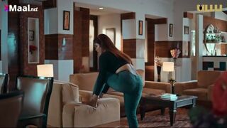 Sexy Gf Gayi Doctor Ke Pass Apna Check Up Karane. Gf Ne Apni Paati Ko Kiya Kiss, Bf Ko Ayaa Gussa. Ullu Indian Web Series. Badan Episode 8.❤️‍????????????❤️‍????????????
