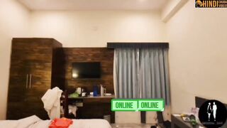 Smriti Jain Ne Service Boy Deepak Se Lotion Lagwaya Nangi Hoke - Viral Sex Tape
