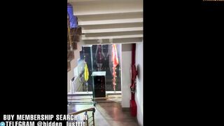 Smriti Jain ka Hotel Corridor mein Nude Strip Dare