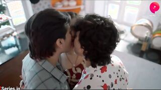 Dono Bhanje Ne Sexy Mami Ko Nanga Karke Kiya Sex. Mami Ki Sexy Gand Me Cake Laga Kar Pela. Ullu Indian Web Series. Nadaan Ep 6