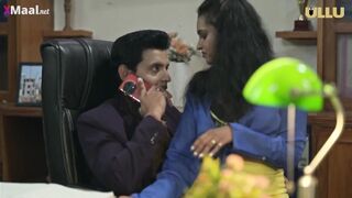 Thakur Ne Sexy Ladki Ki Bade Doodh Ko Jabardast Dabaya Office Main. Table Ke Uper Sexy Ladki Ko Nanga Karke Gili Chut Ko Chata Phir Jabardasti Gand Mara. Ullu Indian Web Series. Aah Se Aaha Tak Episode 1.