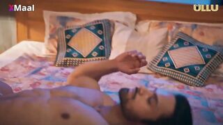 Pehelban Ne Sexy Ladki Ko Nahate Hoye Ghusa Bathroom Main. Phir Gili Ladki Ke Gand Main Ghusaya Apna Land. Ullu Indian Web Series. Besharam Episode 4