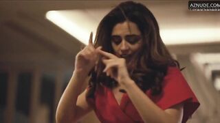Riddhi Dogra Sexy Scene in Badtameez Dil