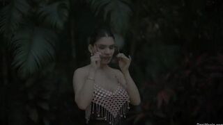 Resmi Nair Sink With Me 2026 Unrated Hindi Hot Video – Full Uncut Erotic Solo Bathroom Scene
