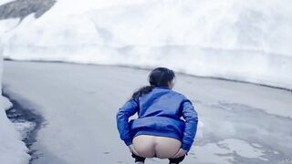 Resmi Nair Horny Strip and Take a Piss in the Snow 2025 Unrated Hindi Hot Video – Full Uncut Winter Pissing Scene