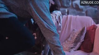 Aisha Ahmed Sexy Scene in Minus One | Aisha Ahmed Nude