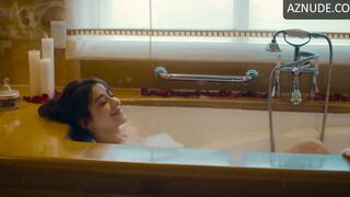 Anchal Singh Breasts, Underwear Scene in Yeh Kaali Kaali Ankhein | Anchal Singh Nude