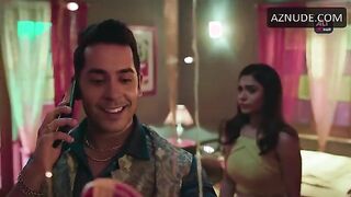Coral Bhamra and Ruby Bharaj Sexy Scene in Gandi Baat | Coral Bhamra Nude