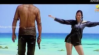 Kaveri Jha Butt, Breasts Scene in Nagaram | Kaveri Jha Nude