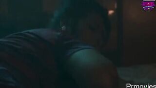 Komal Sharma Butt, Breasts Scene in Rangeen Baatein | Komal Sharma Nude