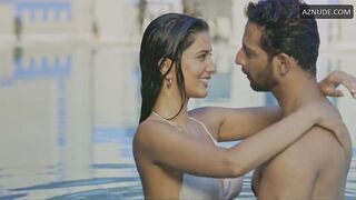 Manasvi Mamgai Sexy Scene in Fuh Se Fantasy | Manasvi Mamgai Nude