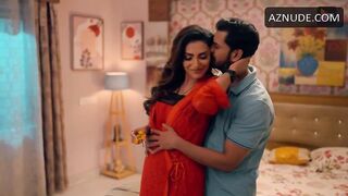 Navina Bole Butt, Breasts Scene in Raseeli Raatein | Navina Bole Nude