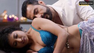 Niyati Joshi and Poonam Rajput Butt, Breasts Scene in Dance Bar | Poonam Rajput Nude