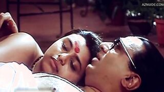 Rani Mukerji Sexy Scene in Kabhi Alvida Naa Kehna | Rani Mukerji Nude