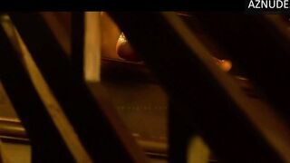 Swasika Vijay Sexy Scene in Chathuram | Swasika Vijay Nude