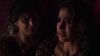 Janhvi Kapoor’s Skirt-Drop Scene in Peddi Is Turning Heads — Bold, Controversial & Unmissable