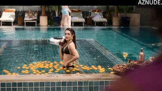 Anya Singh Bikini Scene in Kho Gaye Hum Kahan | Anya Singh Nude
