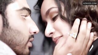 Shraddha Kapoor Sexy Scene in Ok Jaanu | Shraddha Kapoor Nude