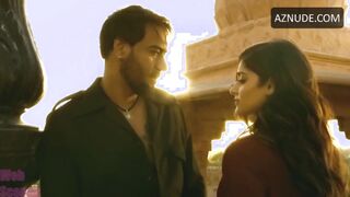 Ileana Dcruz Sexy Scene in Baadshaho | Ileana Dcruz Nude
