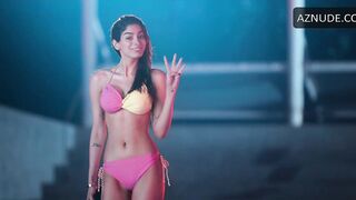 Khushi Kapoor Bikini Scene in Nadaaniyan | Khushi Kapoor Nude