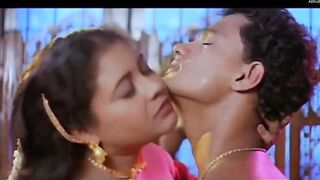 Lekha Pande Sexy Scene in Nakhachithrangal | Lekha Pande Nude
