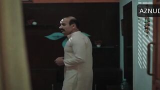 Ankita Dave, Aarohi Barde and Preeti Puneet Breasts Scene in Mere Angane Main | Ankita Dave Nude