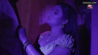 Gunnjan Aras Butt, Breasts Scene in Gandi Baat | Gunnjan Aras Nude