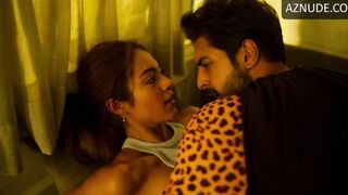 Tamanna Bhatia Sexy Scene in Jee Karda | Tamanna Bhatia Nude