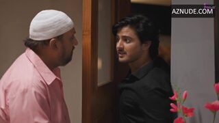 Ayesha Kapoor Bikini, Underwear Scene in Siyapa | Ayesha Kapoor